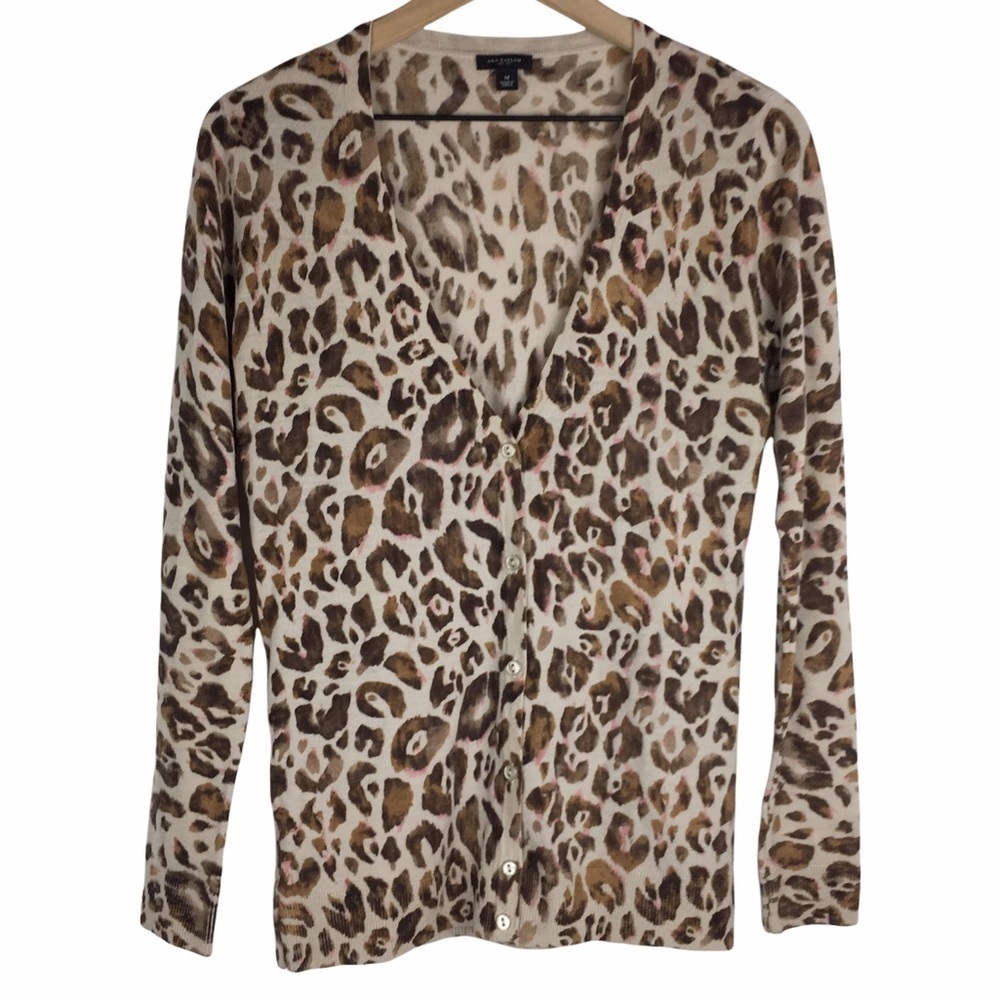 ANN TAYLOR Cardigan 100% Merino Wool Sweater Leopard Animal Print Size Medium
